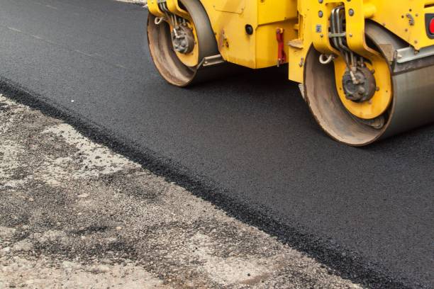 Best Driveway Paving Contractor  in Conashaugh Lakes, PA